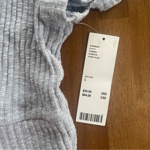 UO Tuscany Surplice Cropped Tee - NWT! - Picture 6 of 6